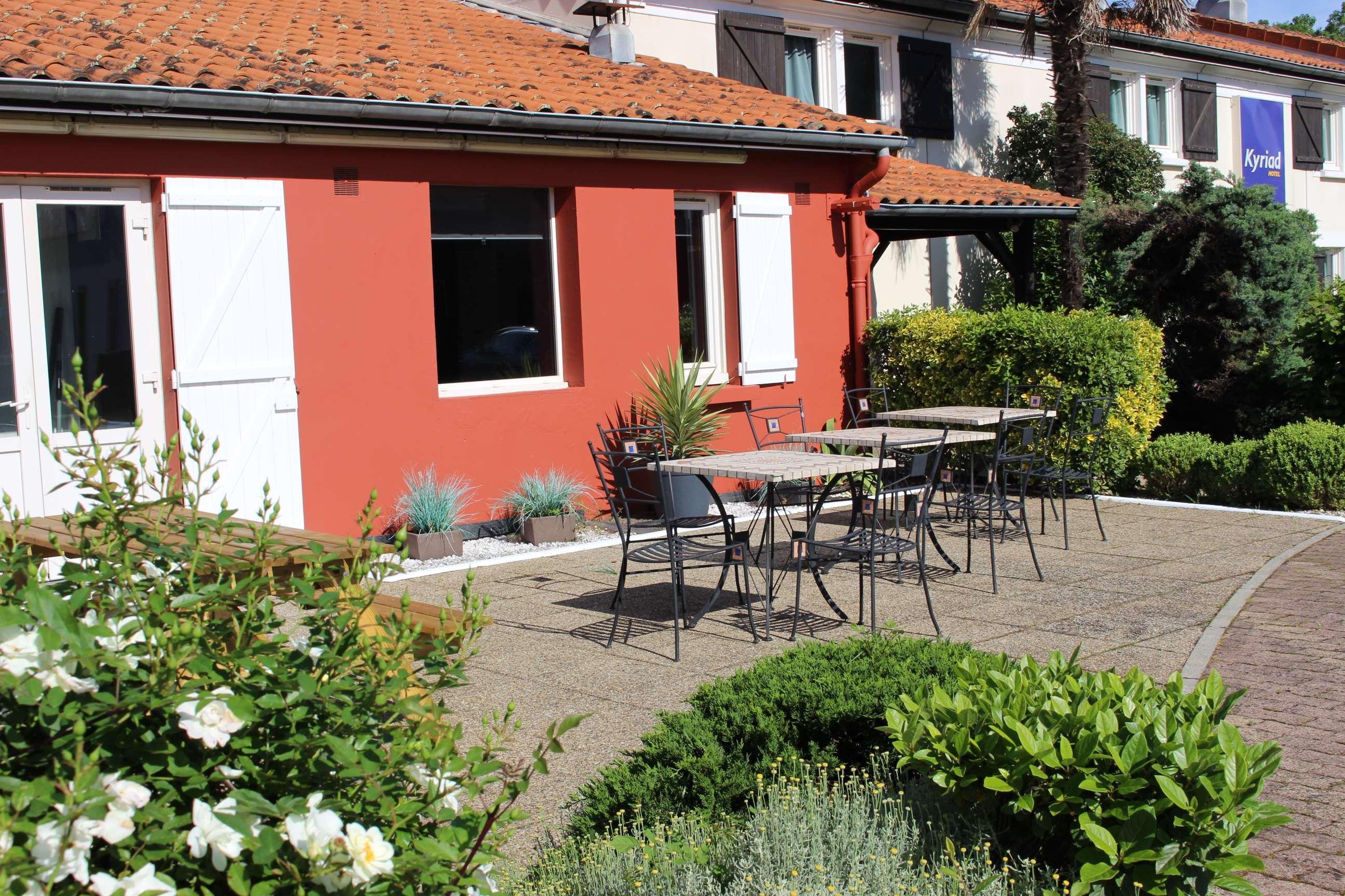 Kyriad Bordeaux Лормон Экстерьер фото