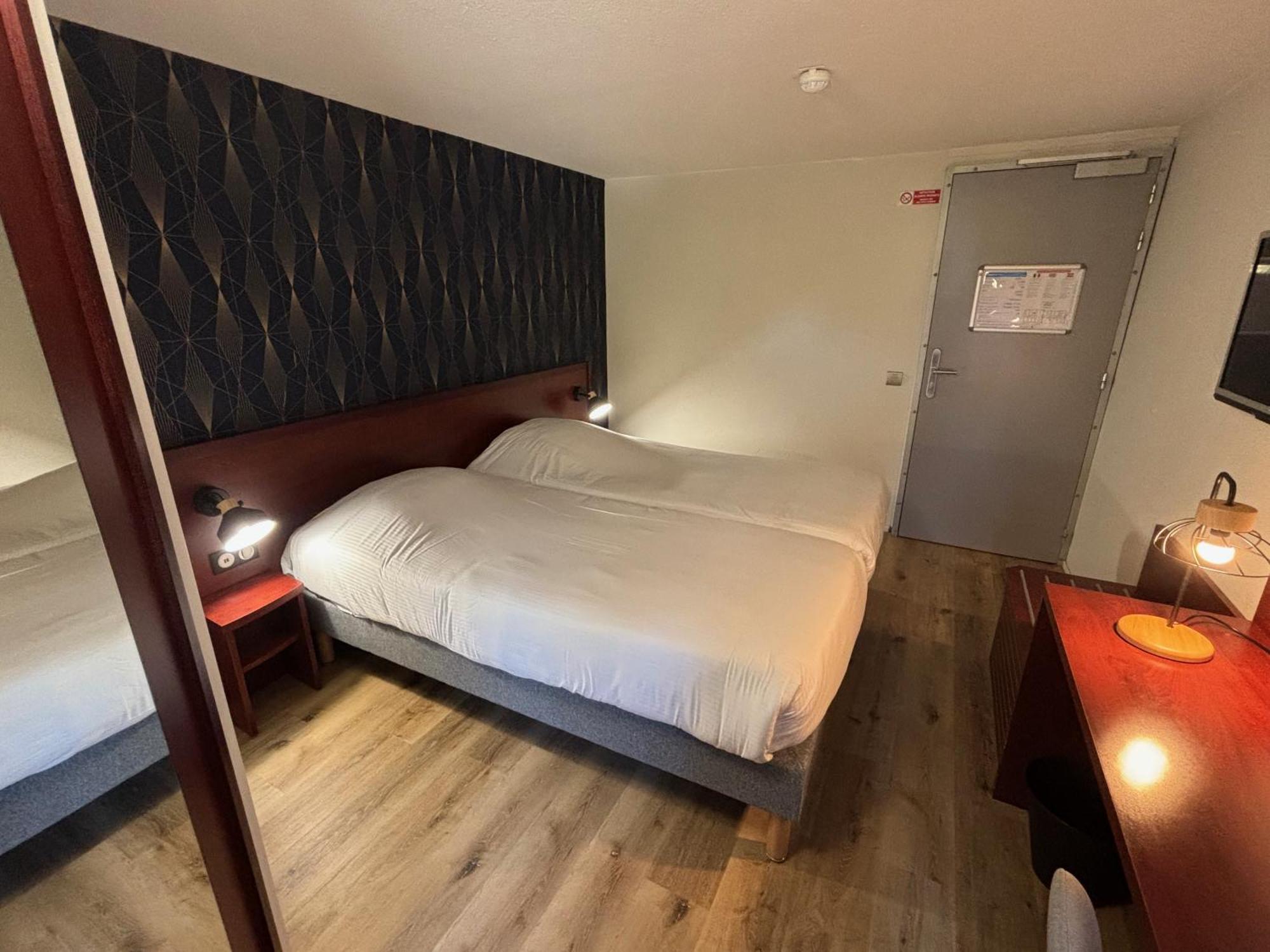 Kyriad Bordeaux Лормон Экстерьер фото